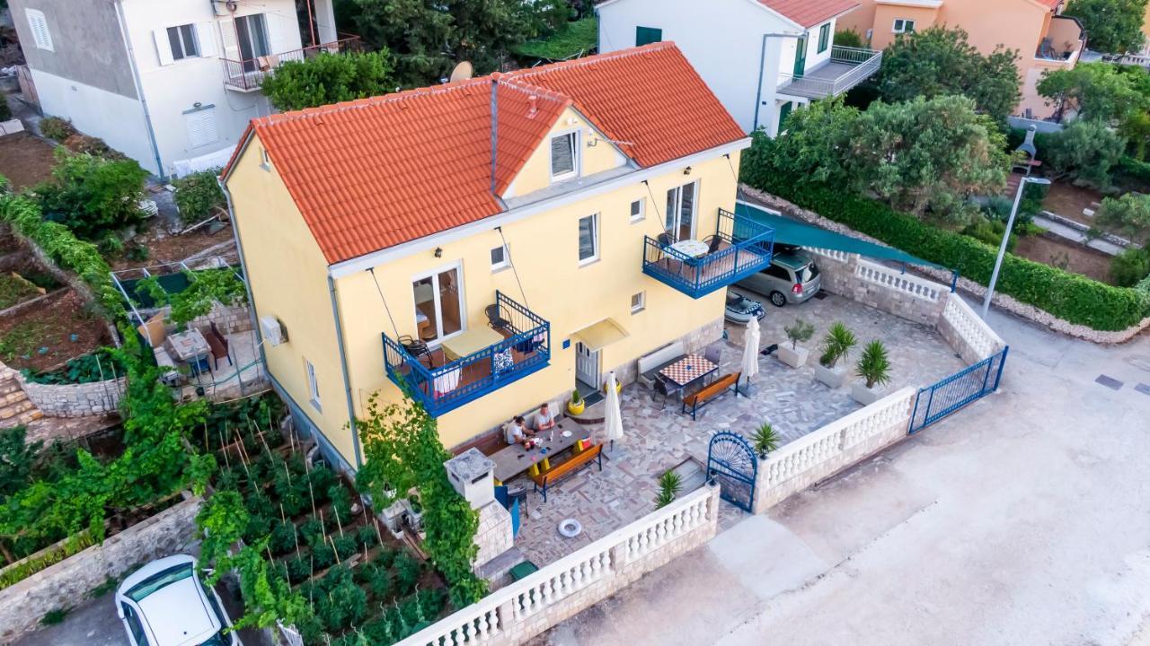 Planikovica Apartments Trogir Exterior photo